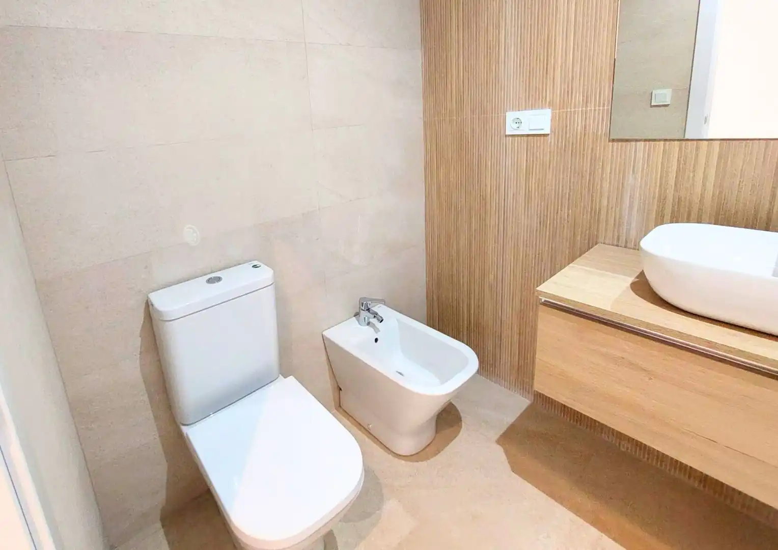Flat with lift for sale in Ismael González de la Serna 9, imagen 13