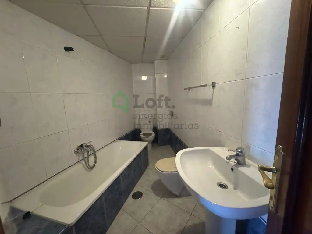 Baño de Piso en venta en Badajoz con Balcón