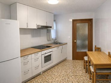 Appartamento con balcone in vendita a Calle DR GREGORIO MARAÑON 25
