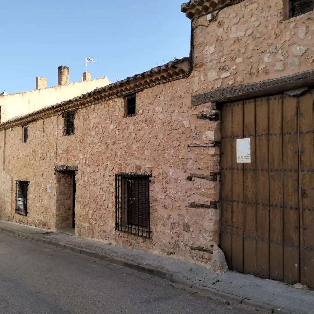 Vista exterior de Casa o xalet en venda en El Bonillo amb Calefacció i Jardí privat