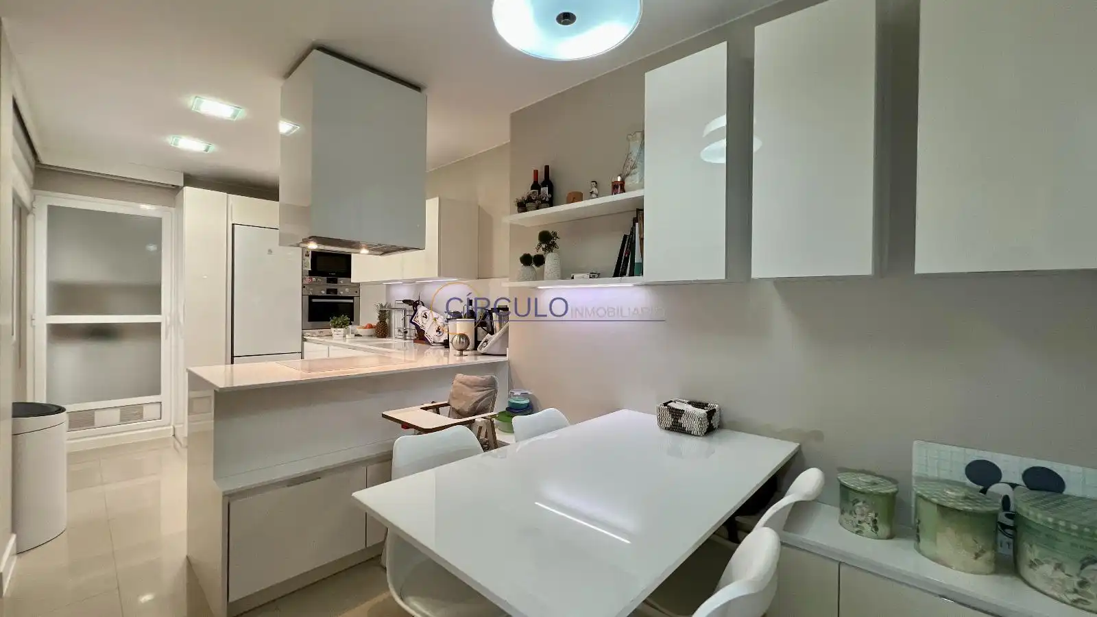 Piso con ascensor en venta en Santiago, imagen 12