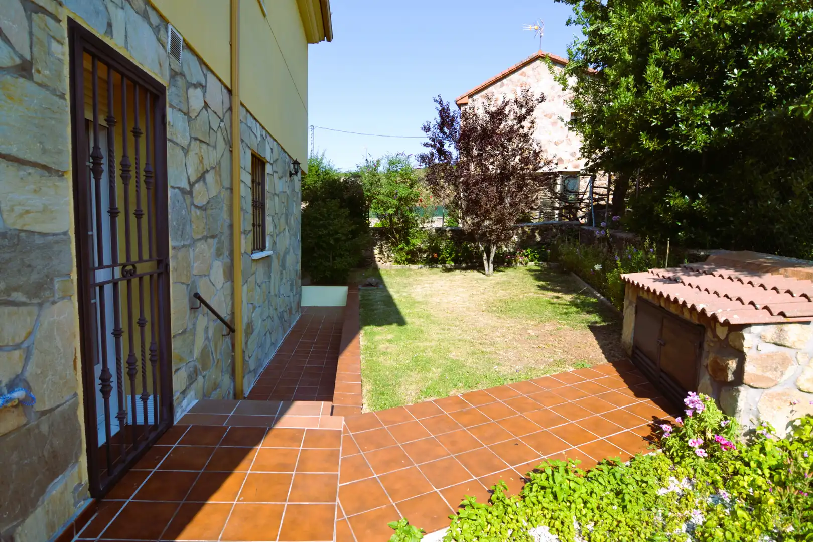 Jardín de Casa o chalet en venta en Somosierra con Calefacción, Jardín privado y Terraza