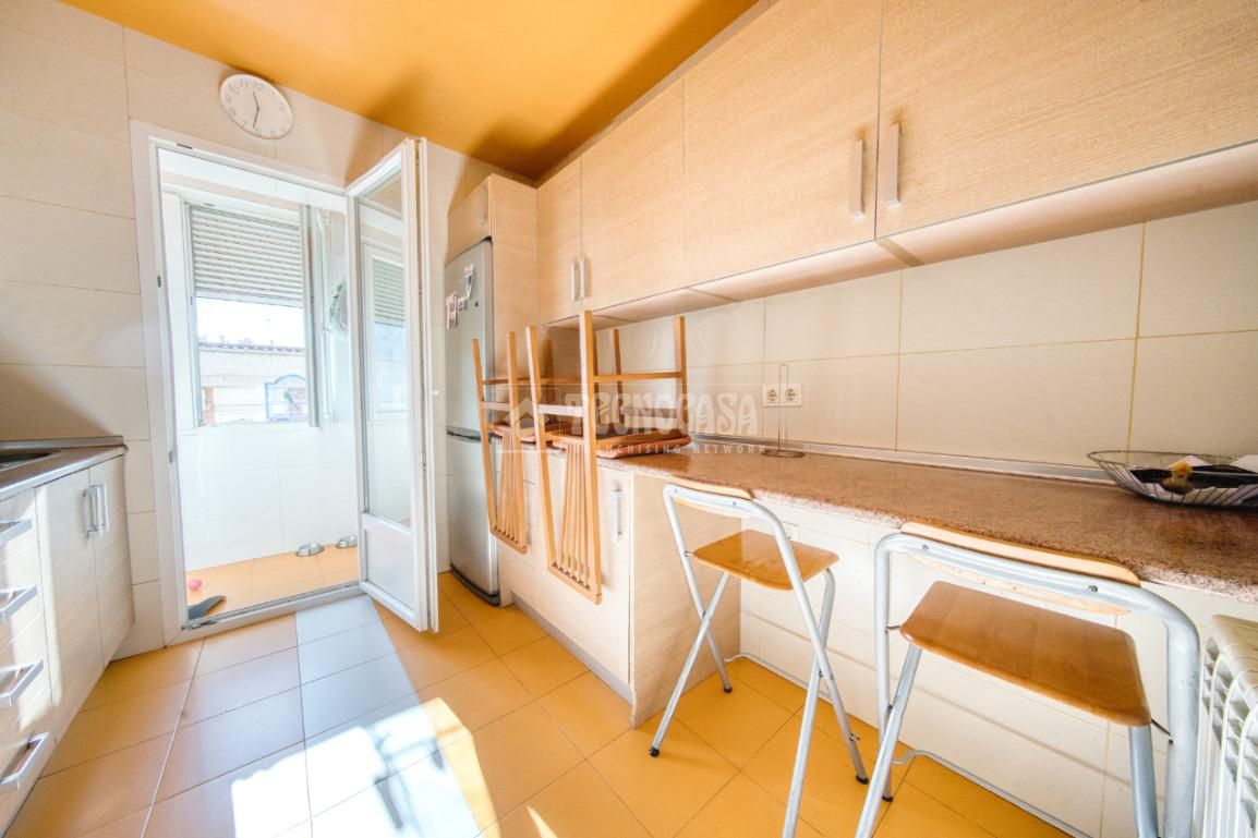 Kitchen of Flat for sale in Valladolid Capital  with Heating and Terrace