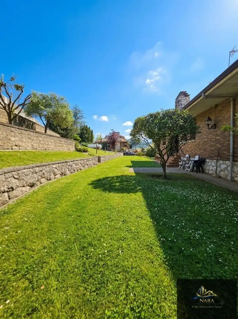Garden of Houses for sale in Torrelavega   with Heating, Private garden and Parquet flooring