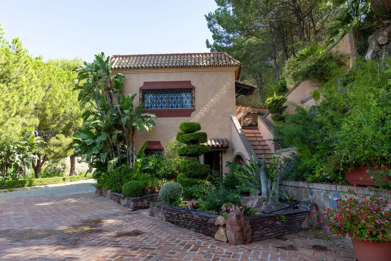 Außenansicht von Country house zum Verkauf in Benahavís mit Terrasse und Möbliert