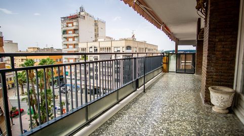 Foto 4 de Piso en venta en Plaza de Toros - Avenida Chapí - Trinquete, Elda