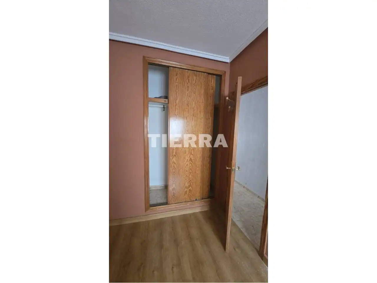Flat with terrace for sale in Calle almudena, imagen 15