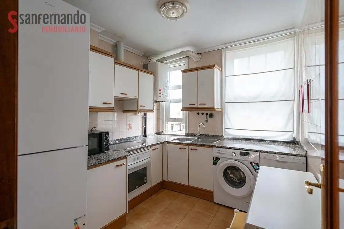 Cocina de Piso en venta en Santander con Calefacción y Parquet