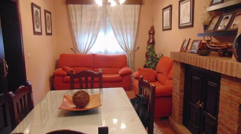 Foto 3 de Casa o xalet en venda a Lora del Río, Sevilla