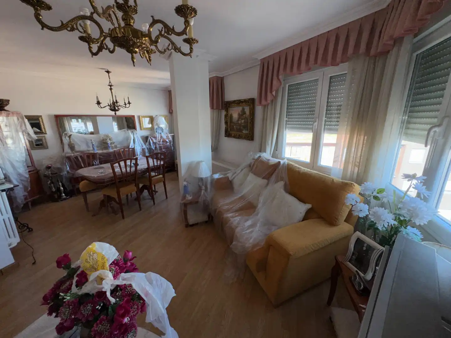Sala de estar de Piso en venta en Ponferrada con Calefacción, Trastero y Amueblado