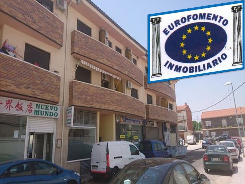 Vista exterior de Dúplex de alquiler en Yuncos con Aire acondicionado, Calefacción y Trastero