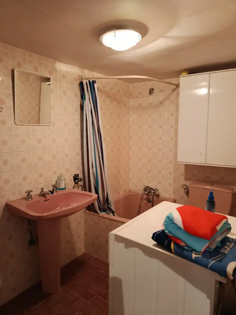 Baño de Casa adosada en venta en Munilla con Trastero, Amueblado y Balcón