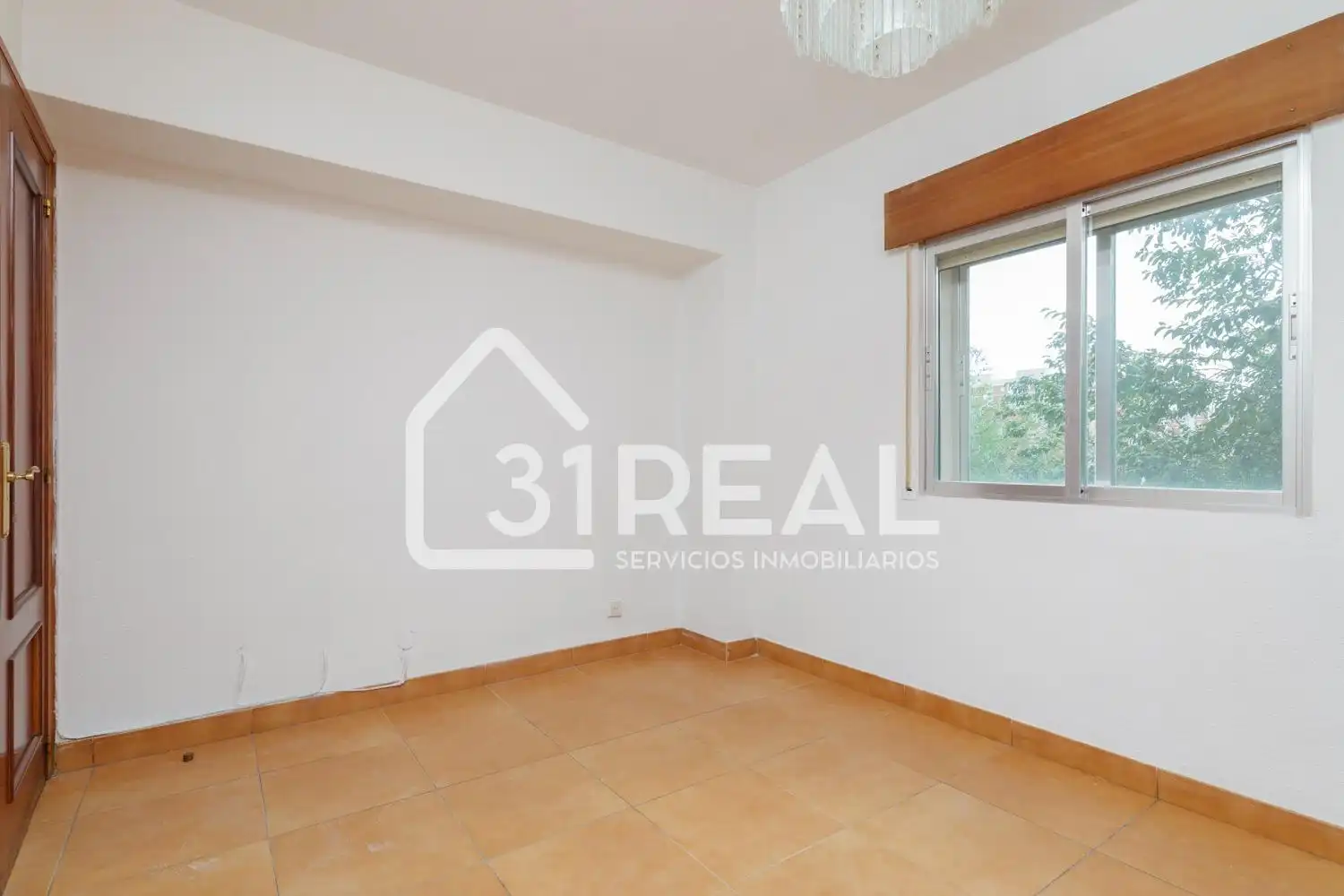Habitación de Piso en venta en Madrid con Calefacción, Parquet y Terraza
