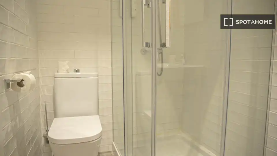 Flat for rent in Cortes - Huertas