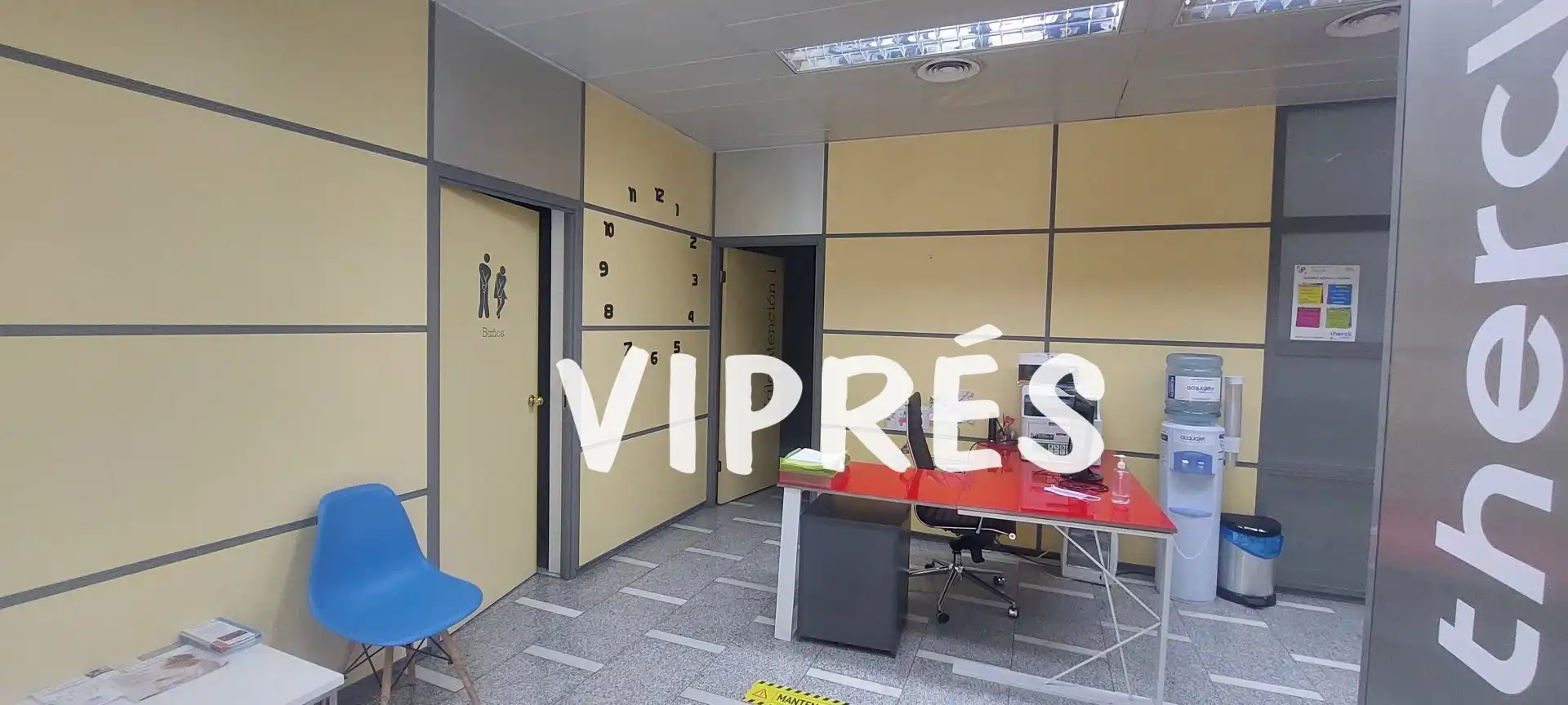 Office for sale in Mérida  with Air Conditioner