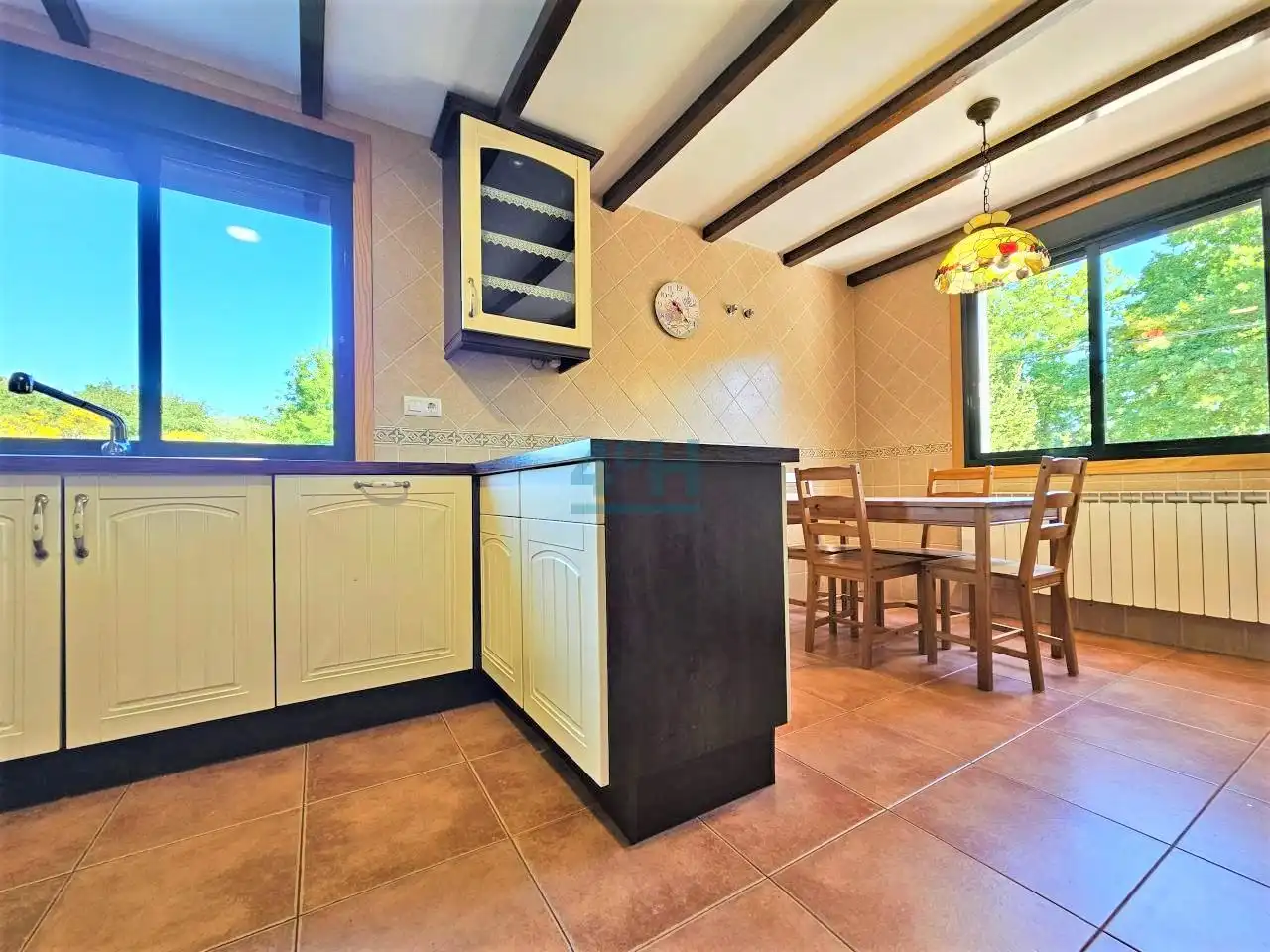 Cocina de Casa o chalet en venta en O Pereiro de Aguiar  con Calefacción, Jardín privado y Terraza