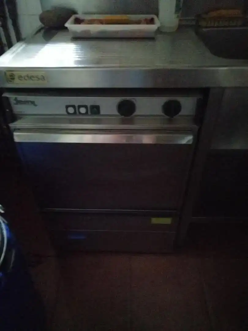 Cuina de Local en venda en Madrid amb Aire condicionat