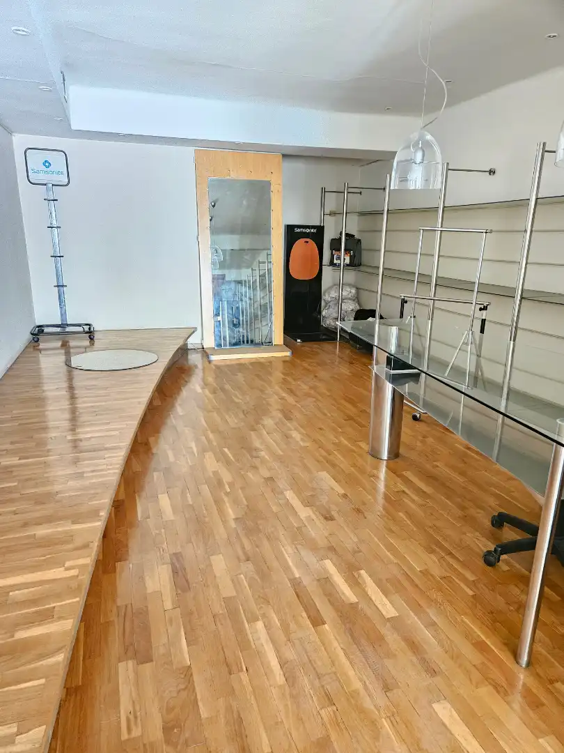 Others with lift for sale in Carrer de Sant Quirze, imagen 4