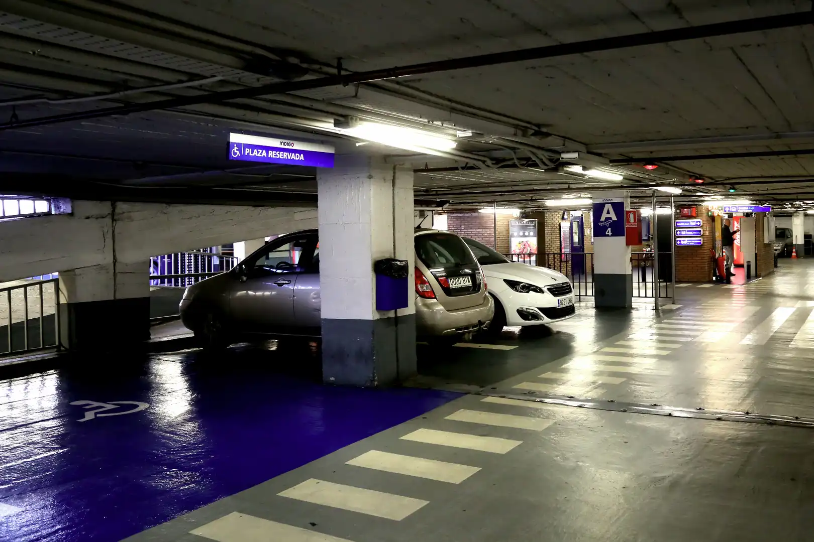 Aparcament de Garatge de lloguer en Zaragoza