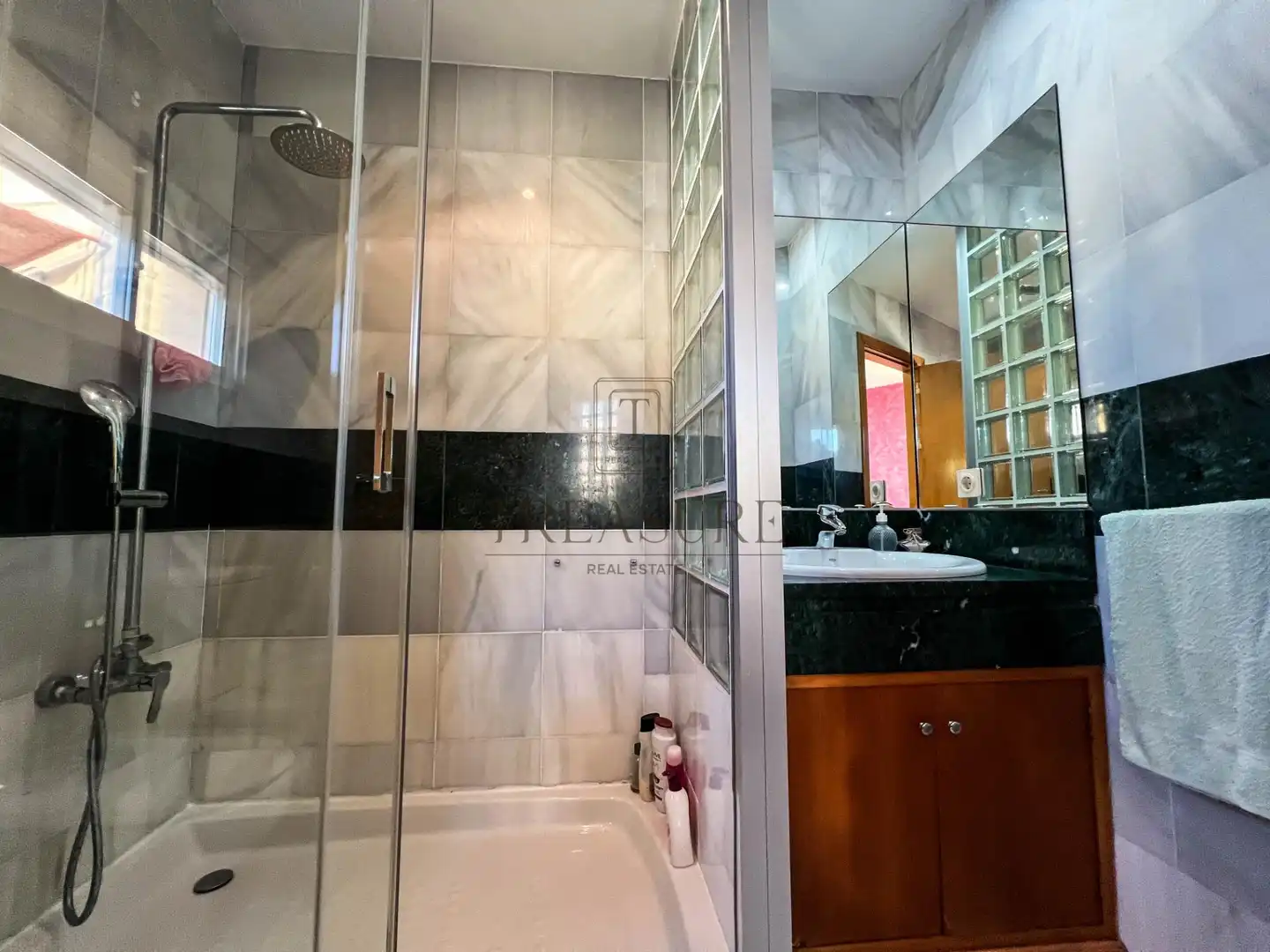 Baño de Casa o chalet en venta en Cartagena con Aire acondicionado, Jardín privado y Terraza