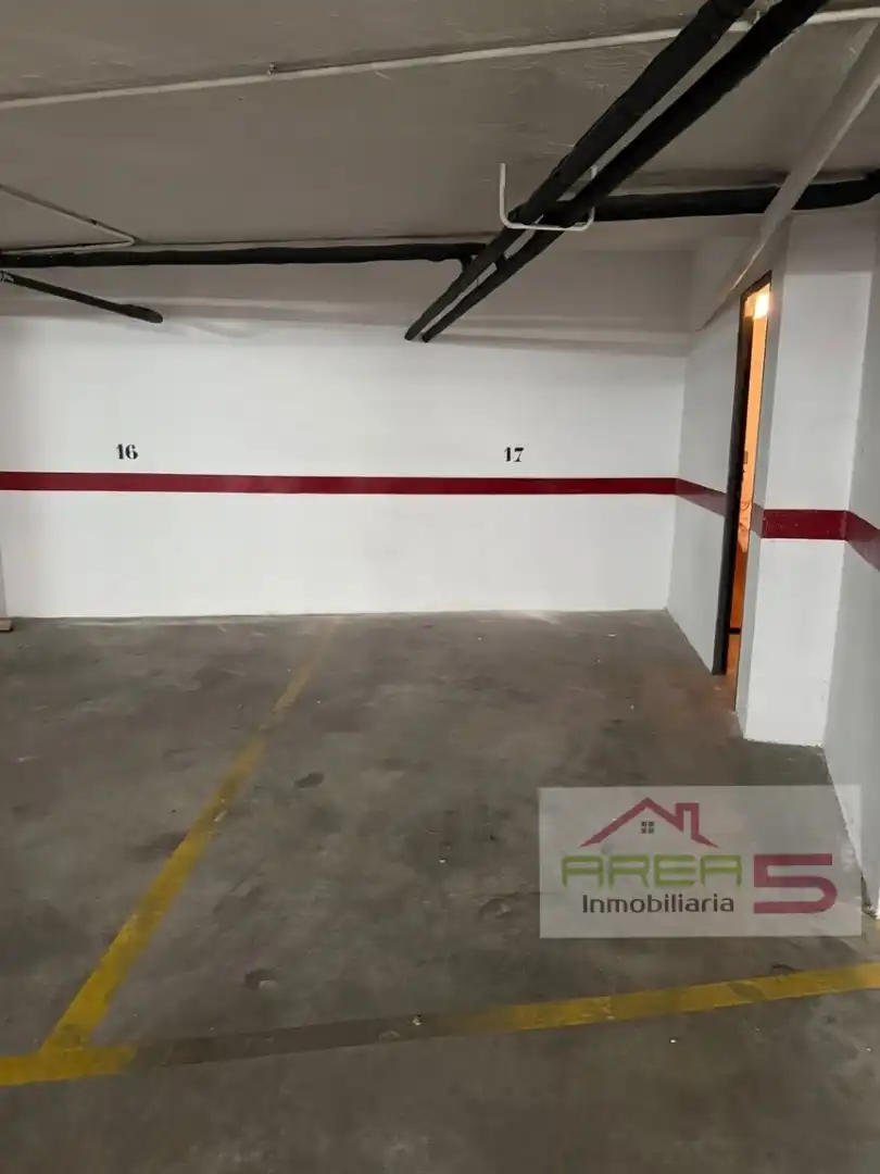 Parking of Garage for sale in Centro