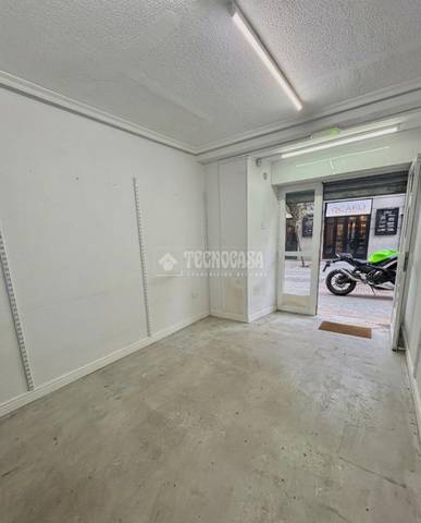 Local comercial en Venta en Cortes - Huertas