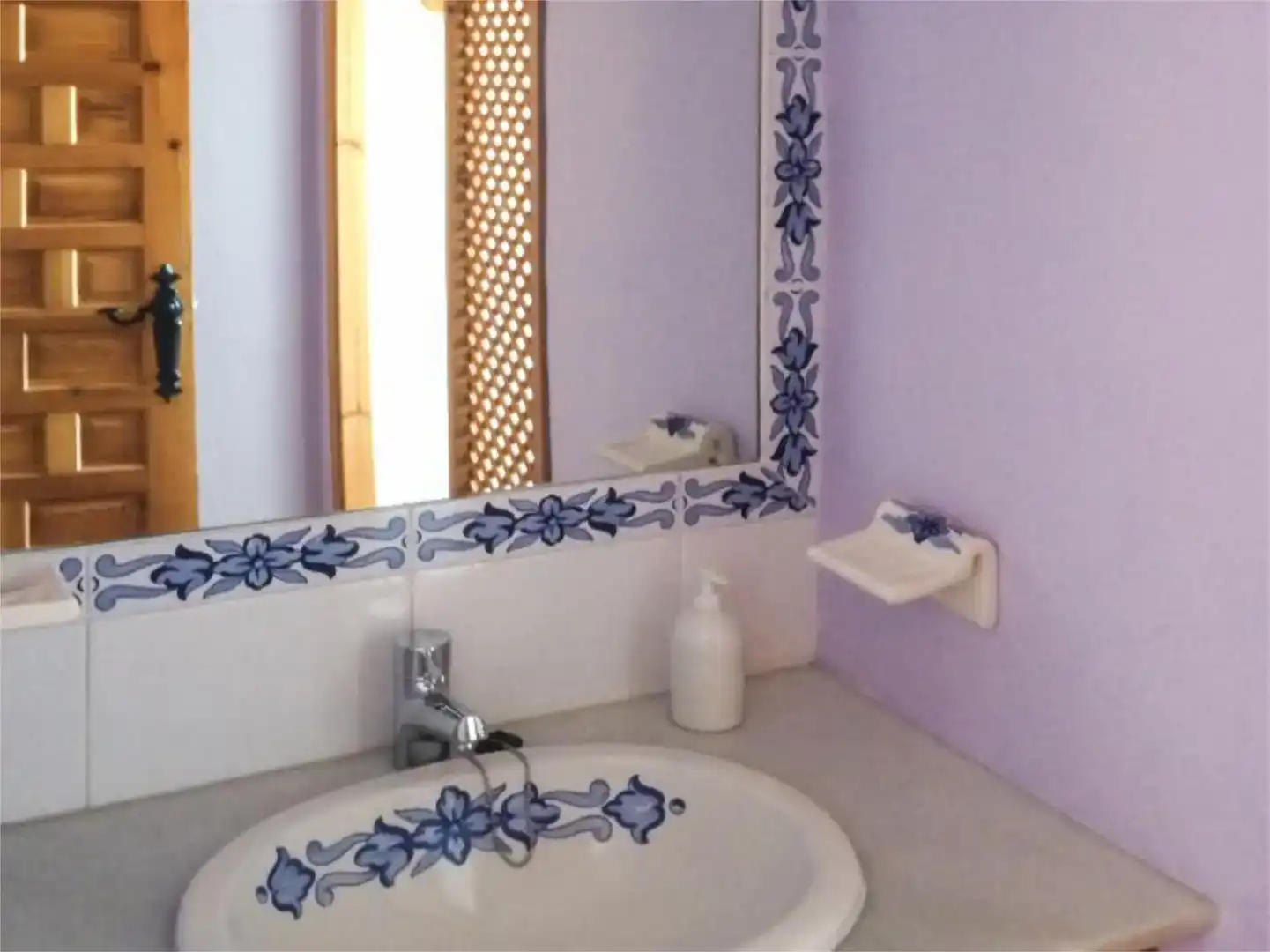 Badezimmer von Wohnungen zur Miete in Zahara de los Atunes mit Klimaanlage, Schwimmbad und Balkon