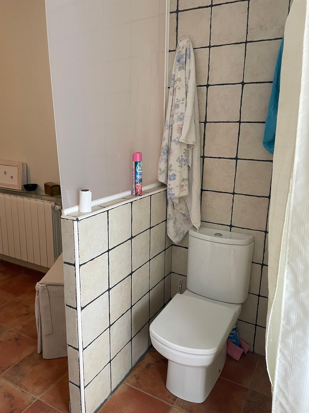 Bathroom of Single-family semi-detached for sale in Quintanar de la Orden  with Heating and Balcony