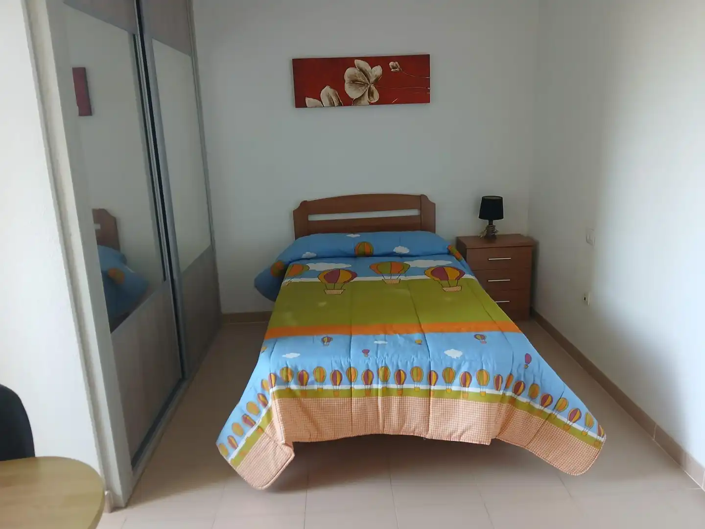 Habitación de Casa adosada en venta en Cáceres con Calefacción, Terraza y Balcón