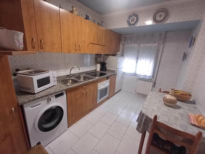 Kitchen of Flat for sale in Vitoria - Gasteiz  with Heating, Parquet flooring and Terrace