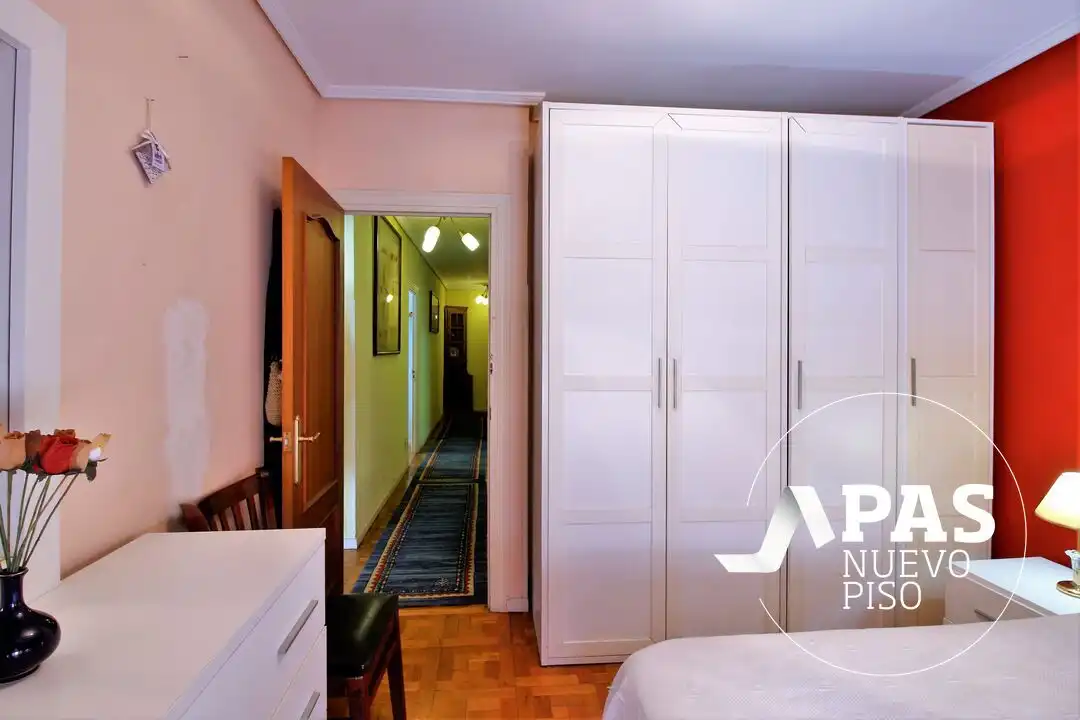 Bedroom of Flat for sale in Santander  with Heating and Terrace