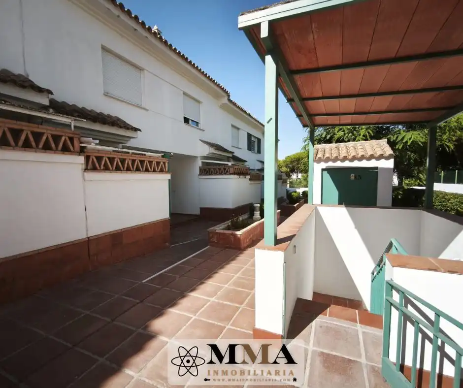 Adosado en venta en Avenida Cristóbal Colón, imagen 6