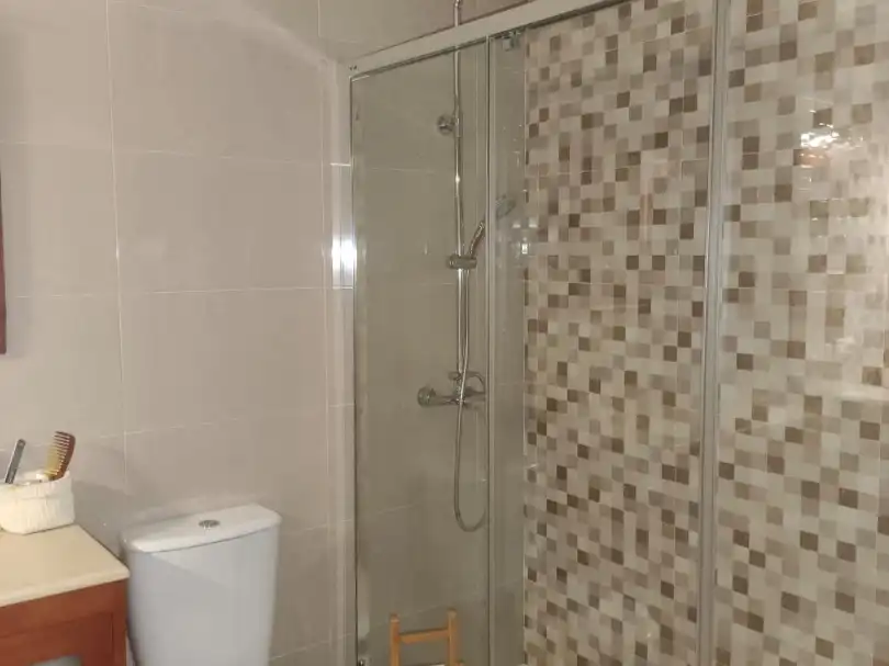 Bany de Pis en venda en Sur