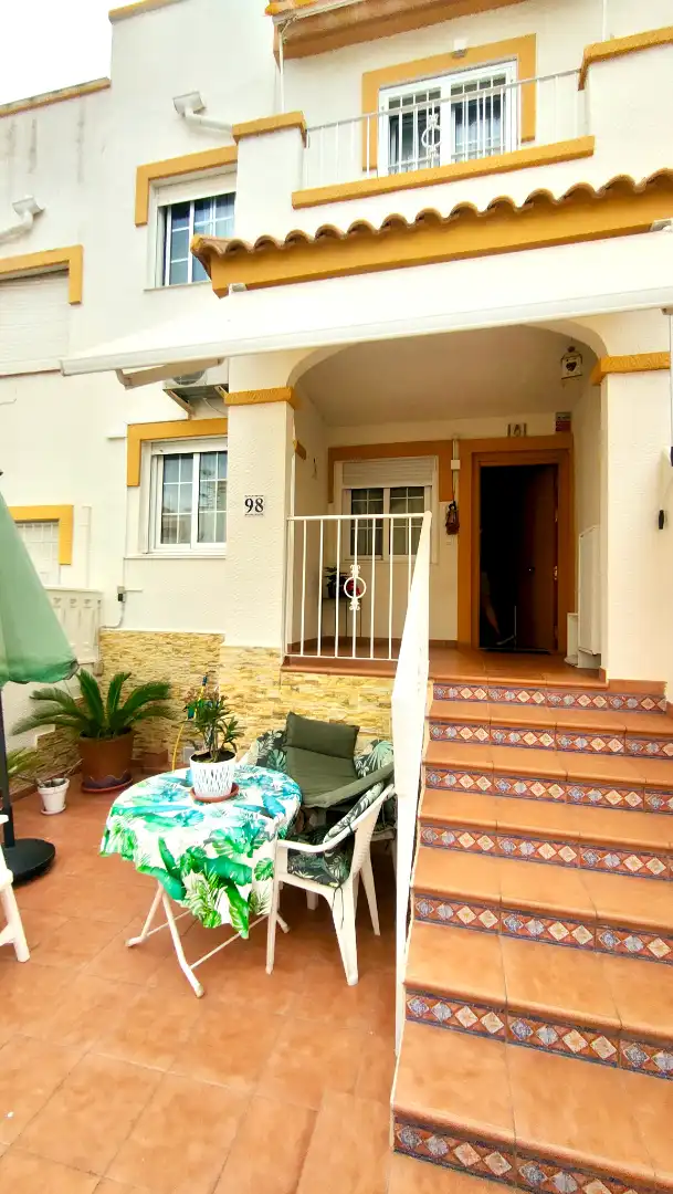 Terraza de Casa adosada en venta en Santa Pola con Aire acondicionado, Calefacción y Jardín privado