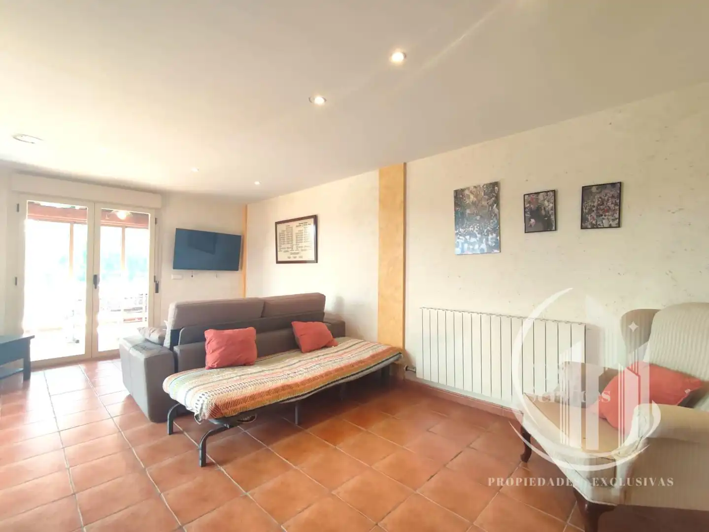 Living room of Detached homes for sale in Elciego  with Heating, Private garden and Parquet flooring