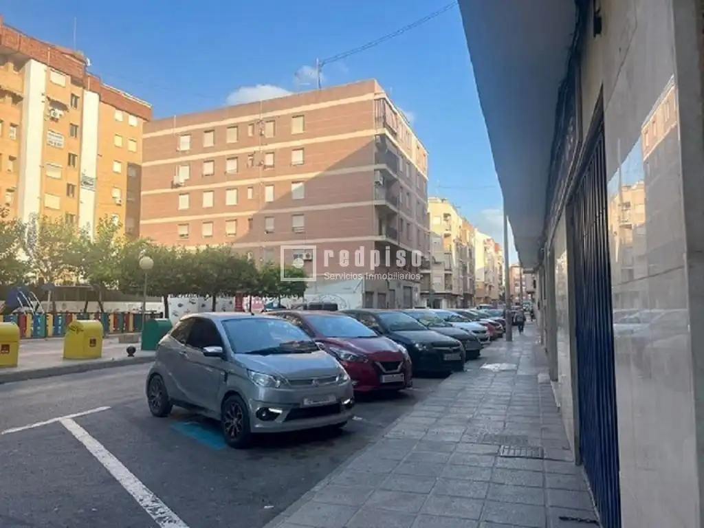 Local comercial en venda a Centro, imagen 2