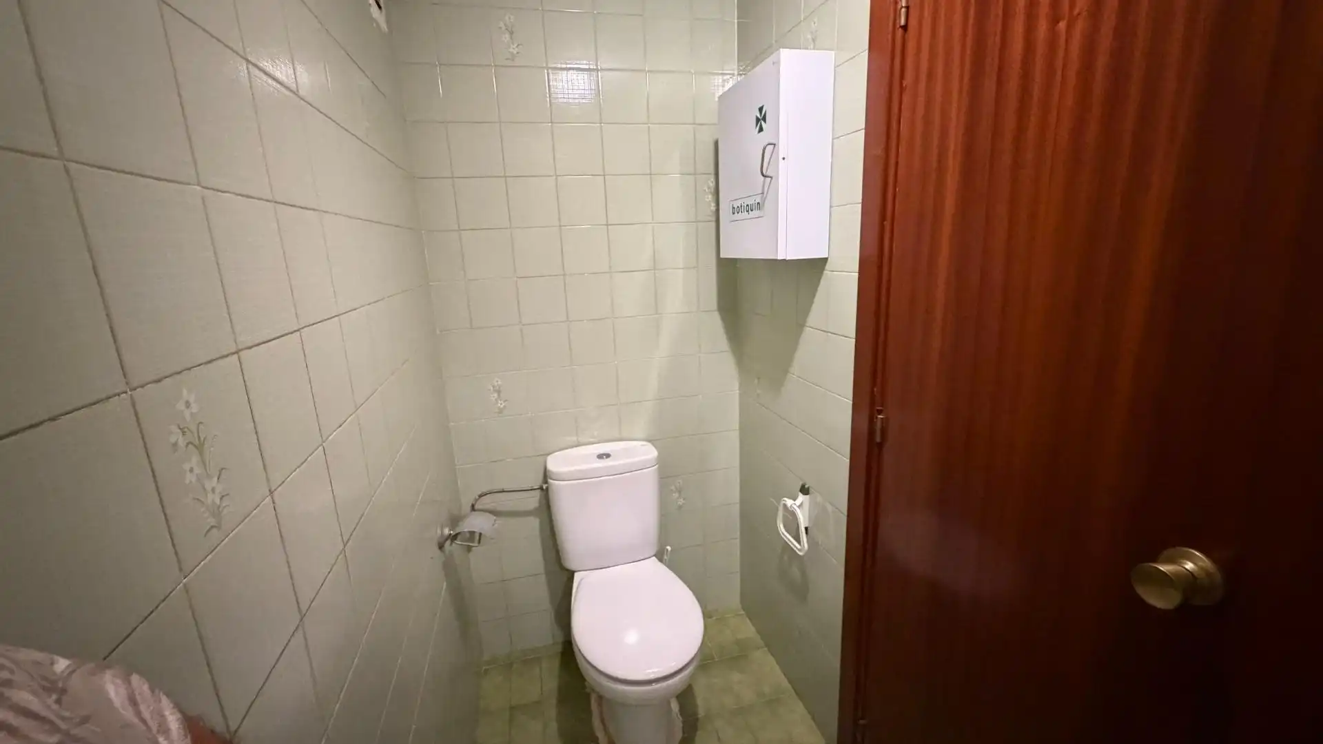 Baño de Piso de alquiler en Zaragoza con Calefacción, Trastero y Balcón