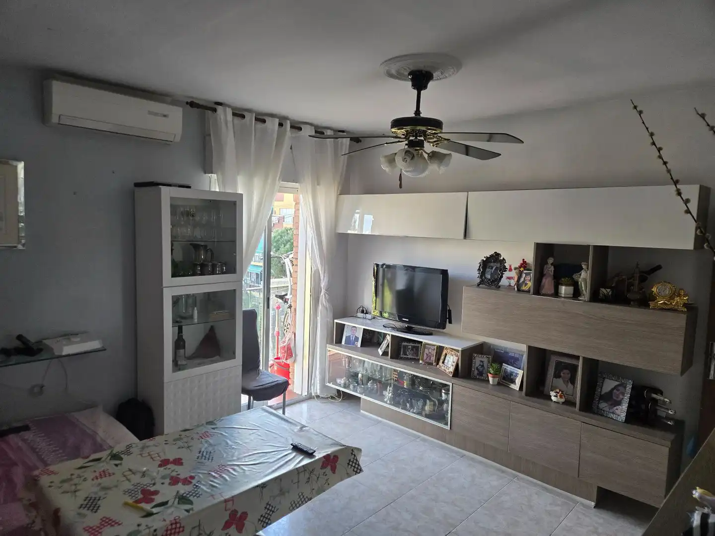 Sala de estar de Piso en venta en Alcorcón con Aire acondicionado, Calefacción y Terraza