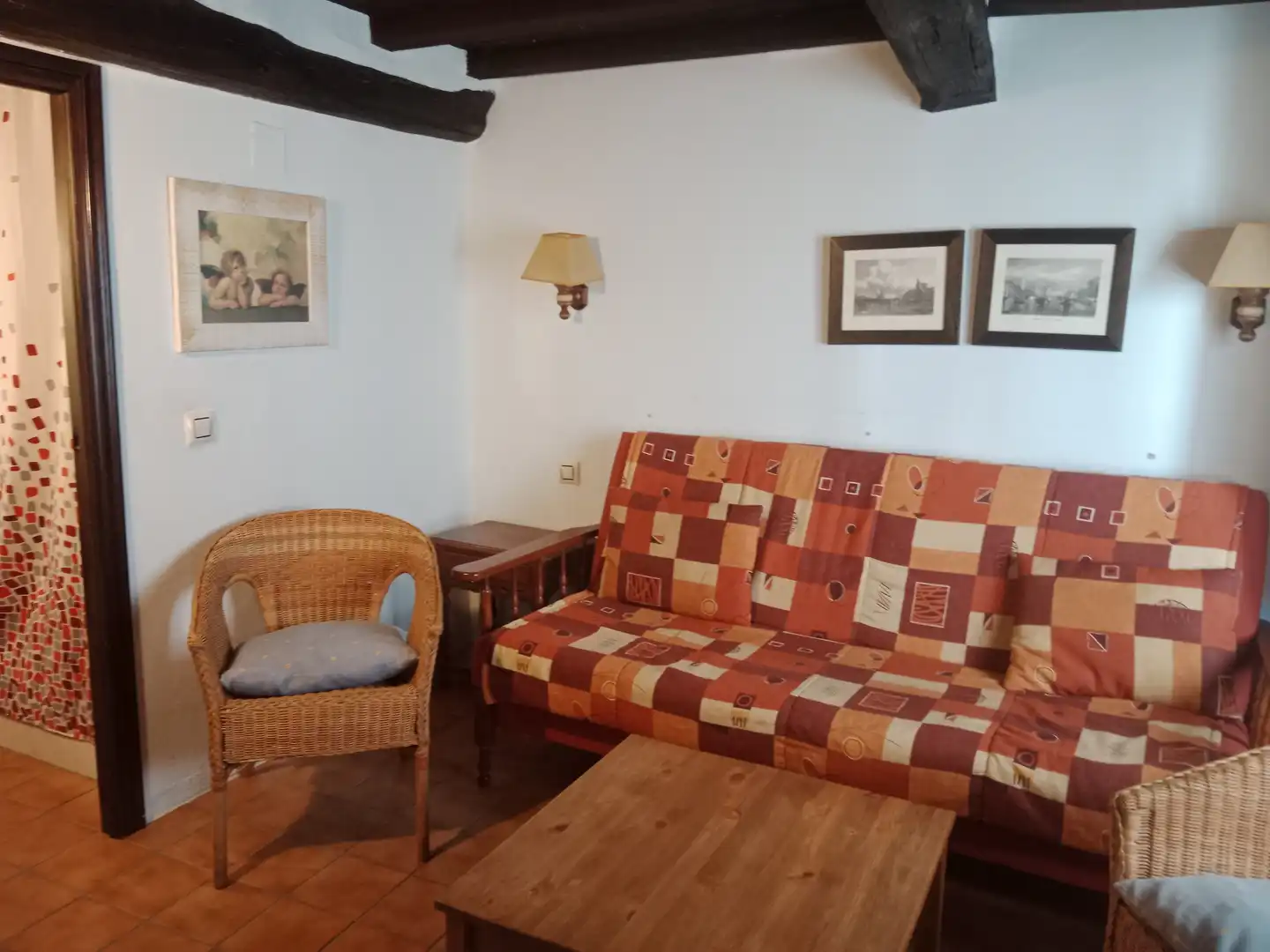 Sala de estar de Finca rústica en venta en Casas del Castañar con Aire acondicionado, Calefacción y Amueblado