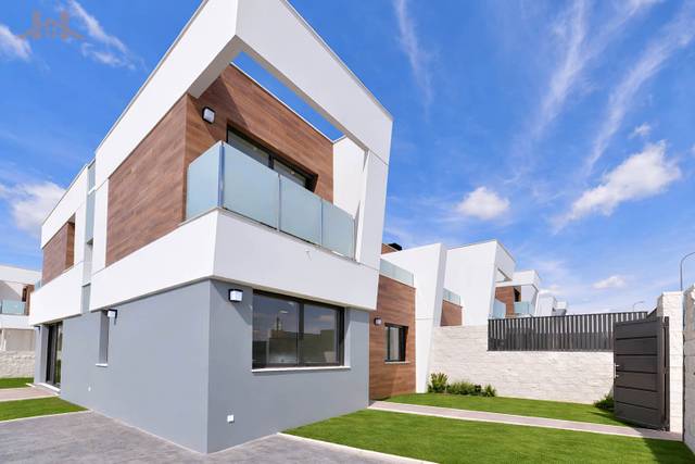 Casa adosada en Venta en El Bosque