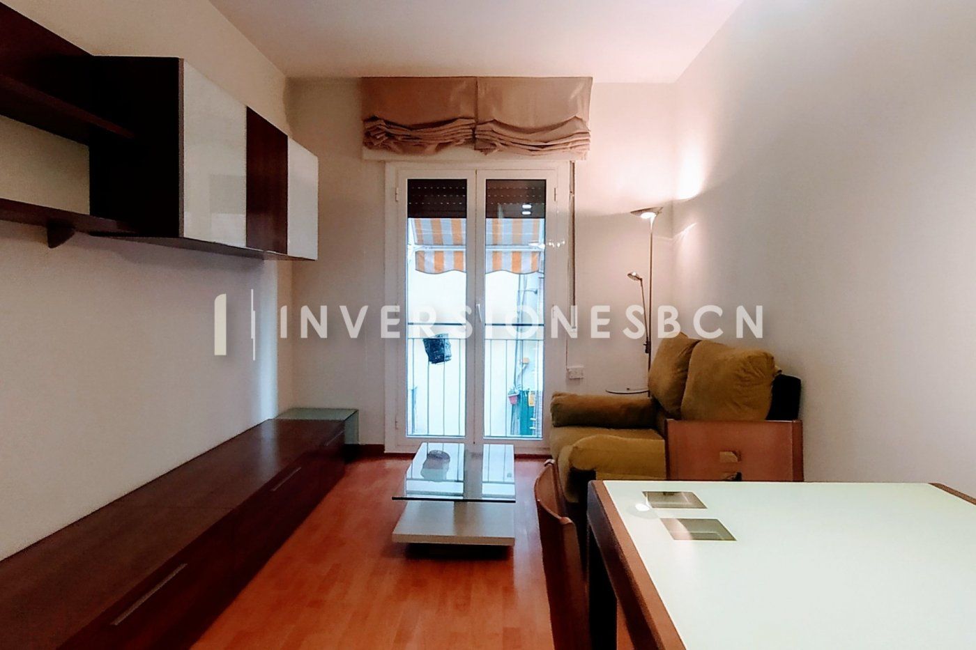 Living room of Flat to rent in  Barcelona Capital  with Air Conditioner, Heating and Parquet flooring