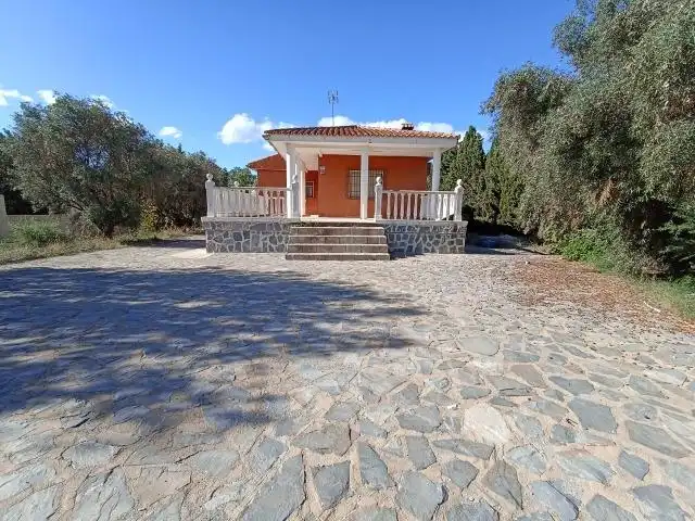 Xalet amb piscina en venda a Los Girasoles
