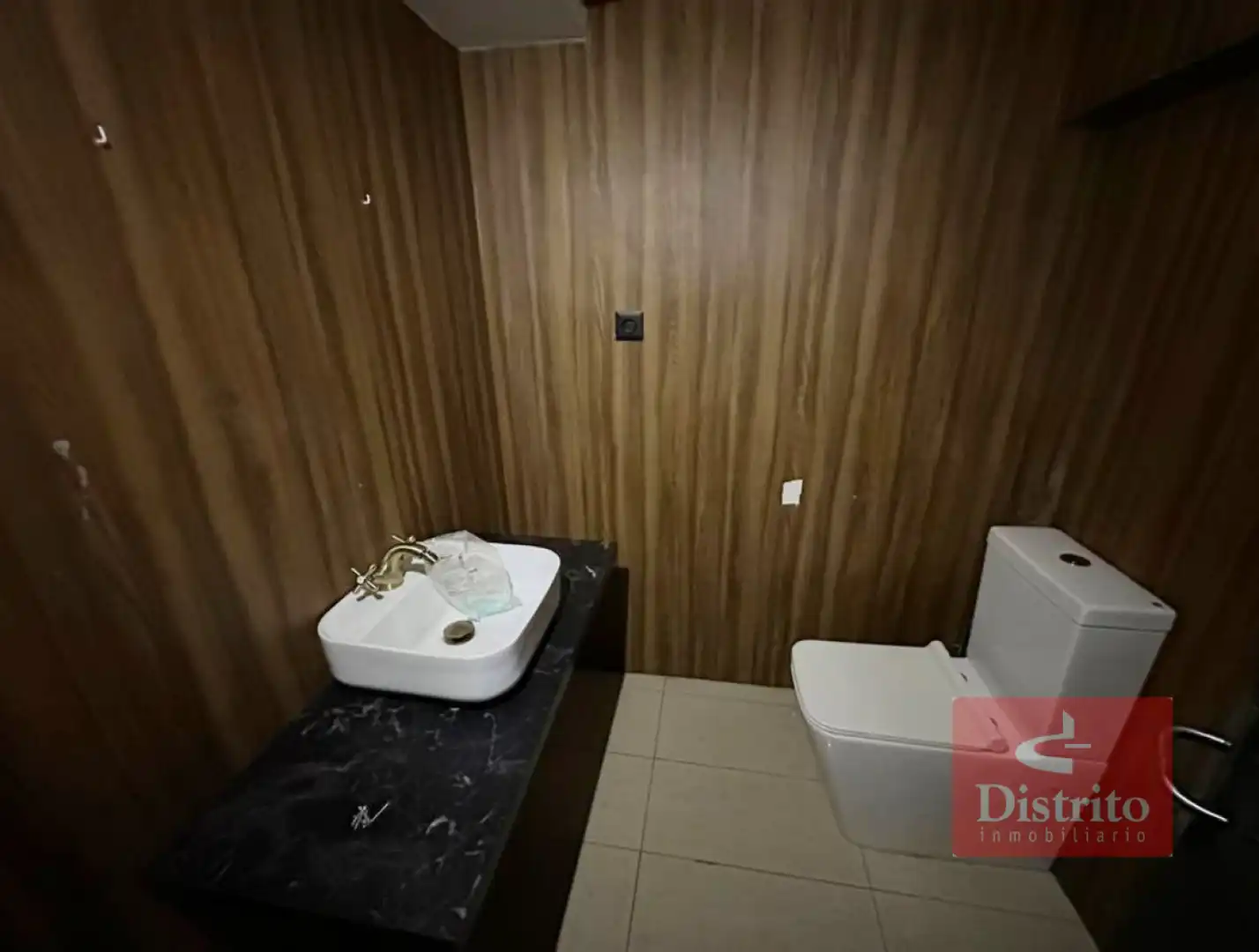 Bathroom of Commercial properties for rent in Centro - Ayuntamiento