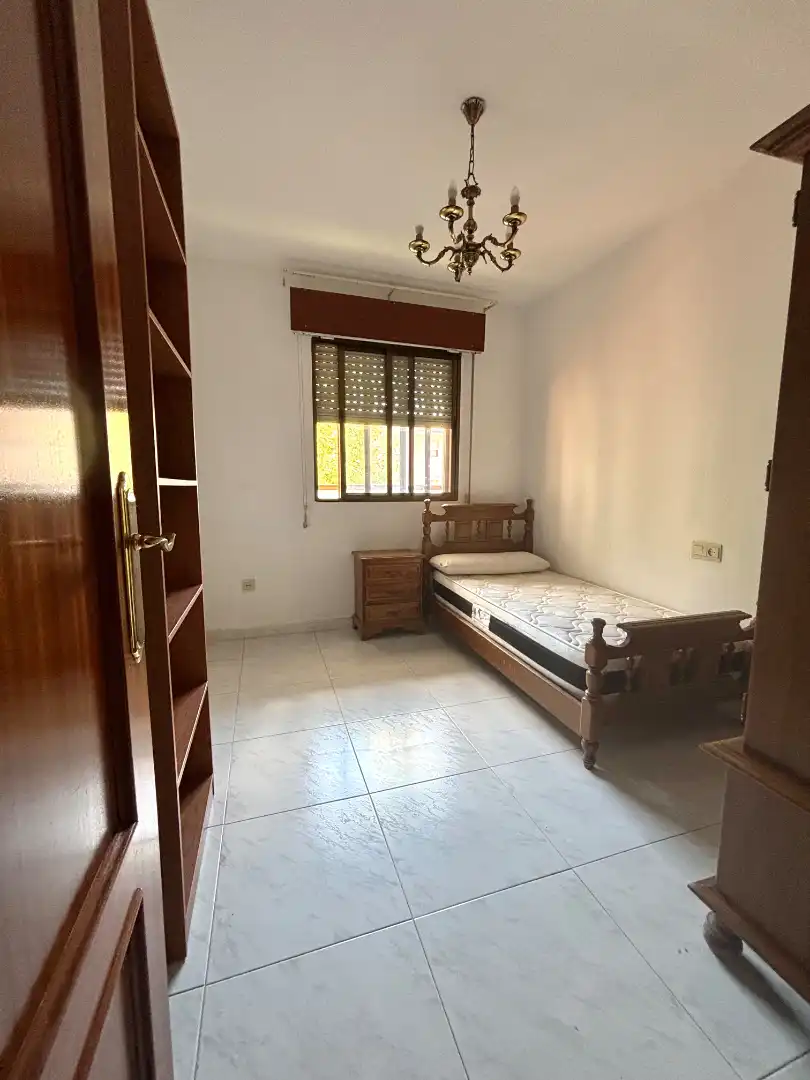 Wohnung zur Miete in Calle Obispo Varela, 2, Miralvalle - Av. Virgen del Puerto - La Data