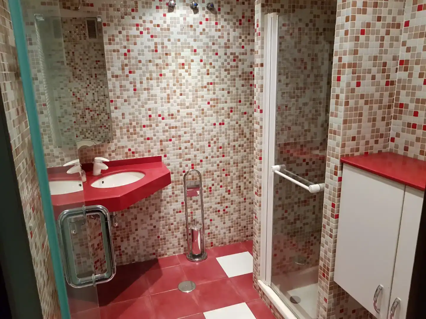 Bathroom of Flat for sale in Ponferrada