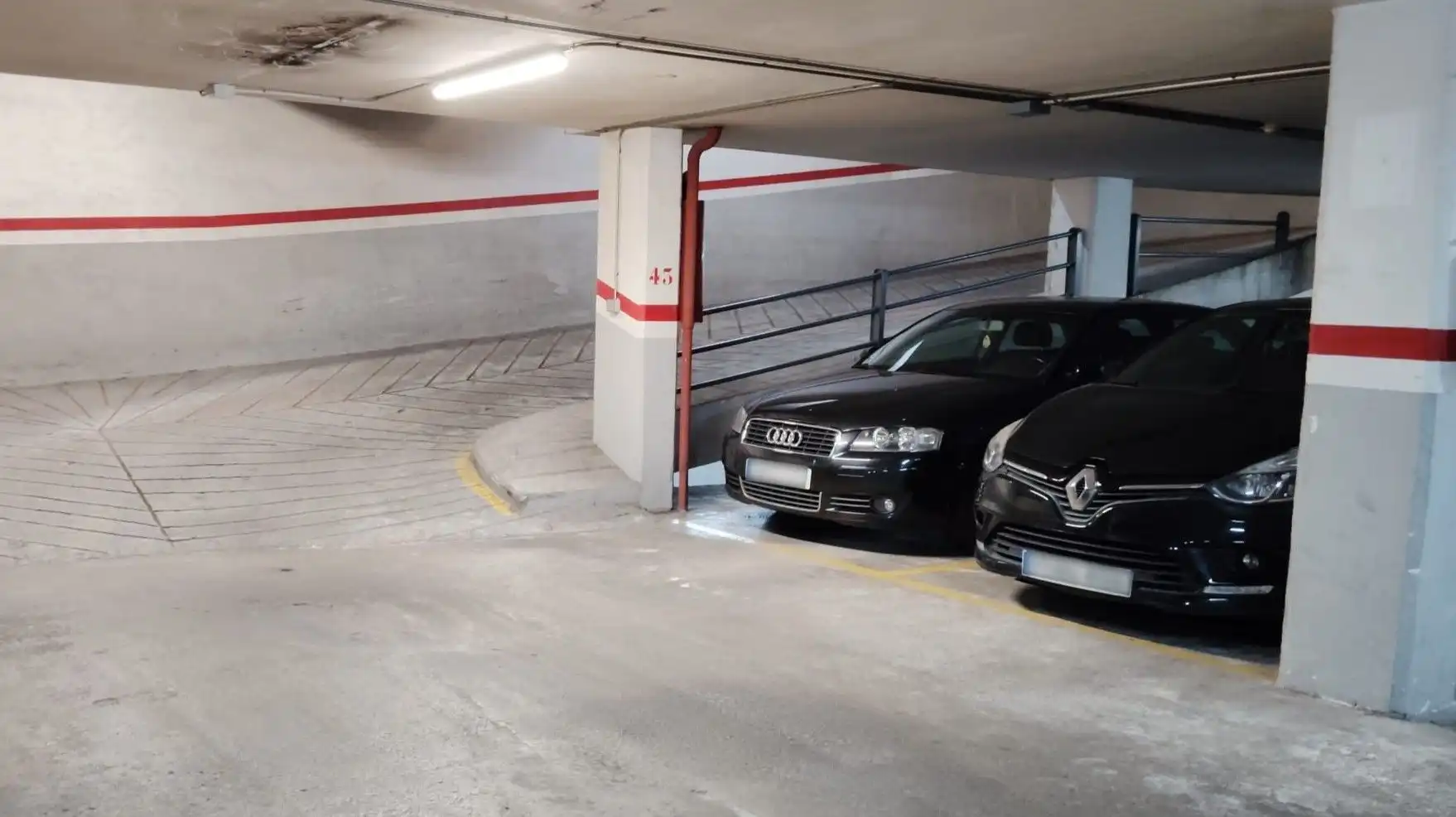 Parking de Garaje de alquiler en Esplugues de Llobregat