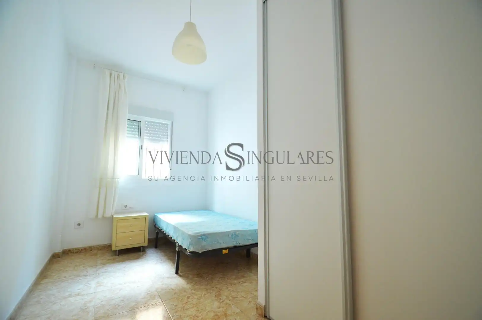 Habitación de Piso en venta en Sevilla con Amueblado