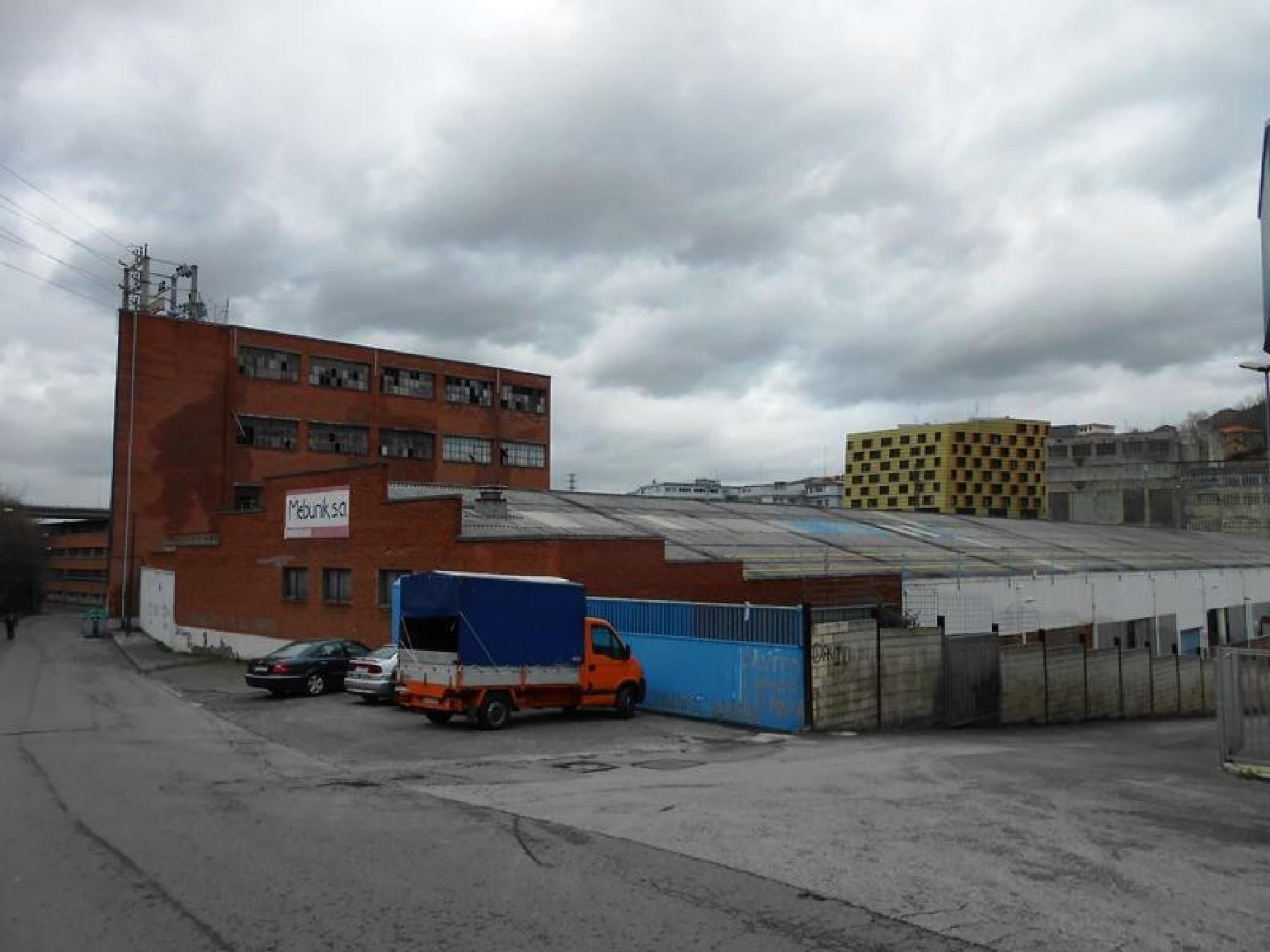 Exterior view of Industrial buildings for sale in Barakaldo 