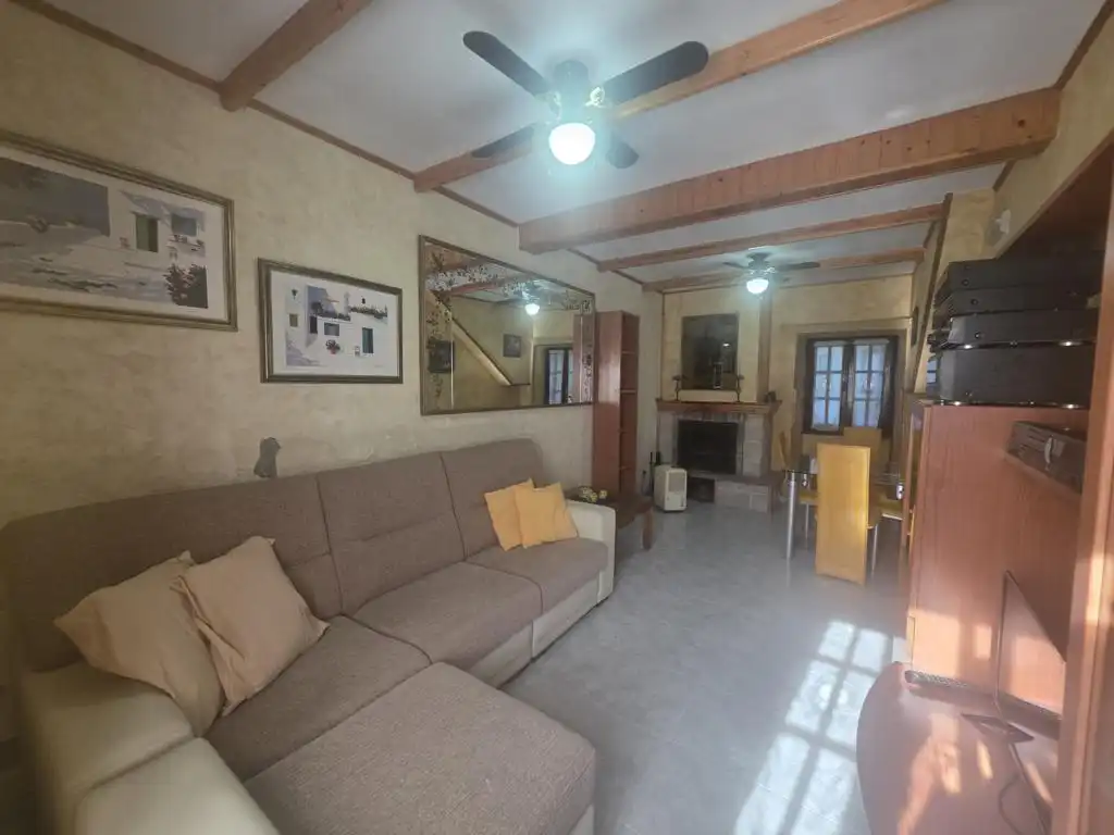 Living room of Houses for sale in Boiro  with Heating, Private garden and Parquet flooring