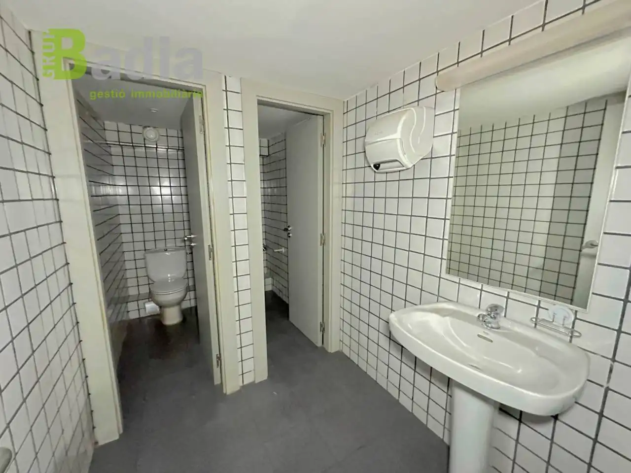 Local comercial en venda a Calle Maragall 17, imagen 22